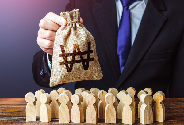 �Ǽպ����� ������ ������ �� ������ ���� ������ �����ִ� ������. ����=��Ƽ�̹���&nbsp;