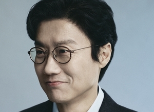 또 다시 통한, 황동혁의 오락과 비판정신 사이 / <오징어 게임> 시즌2 감...